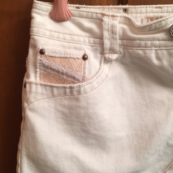 Limited Too white jean skirt - Picture 3 of 6